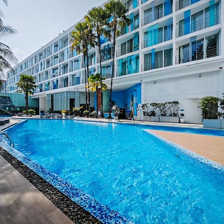 Hotel Baraquda Heeton Pattaya By Compass Hospitality Exterior foto