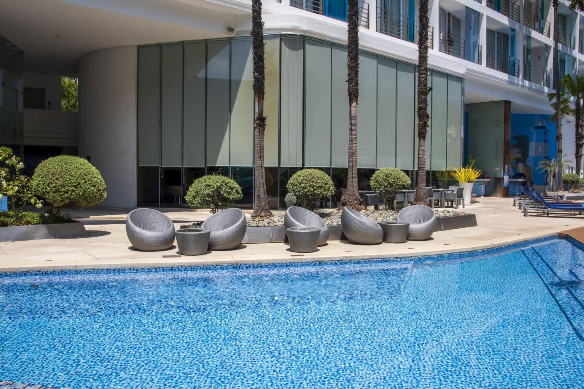 Hotel Baraquda Heeton Pattaya By Compass Hospitality Exterior foto